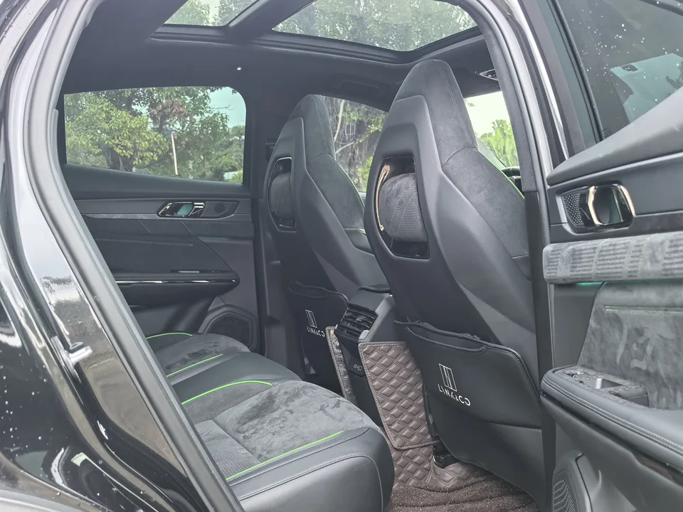 Lynk & Co 05 Lynk & Co 05 2021 05+ 2.0TD Performance Package 2022 — thumbnail 4