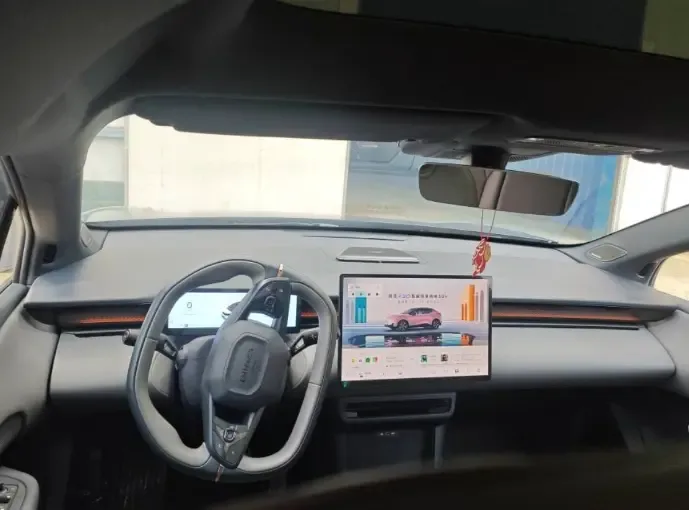 Lynk & Co Z20 Lynk & Co Z20 2025 530km RWD Pro 2025 — миниатюра 2