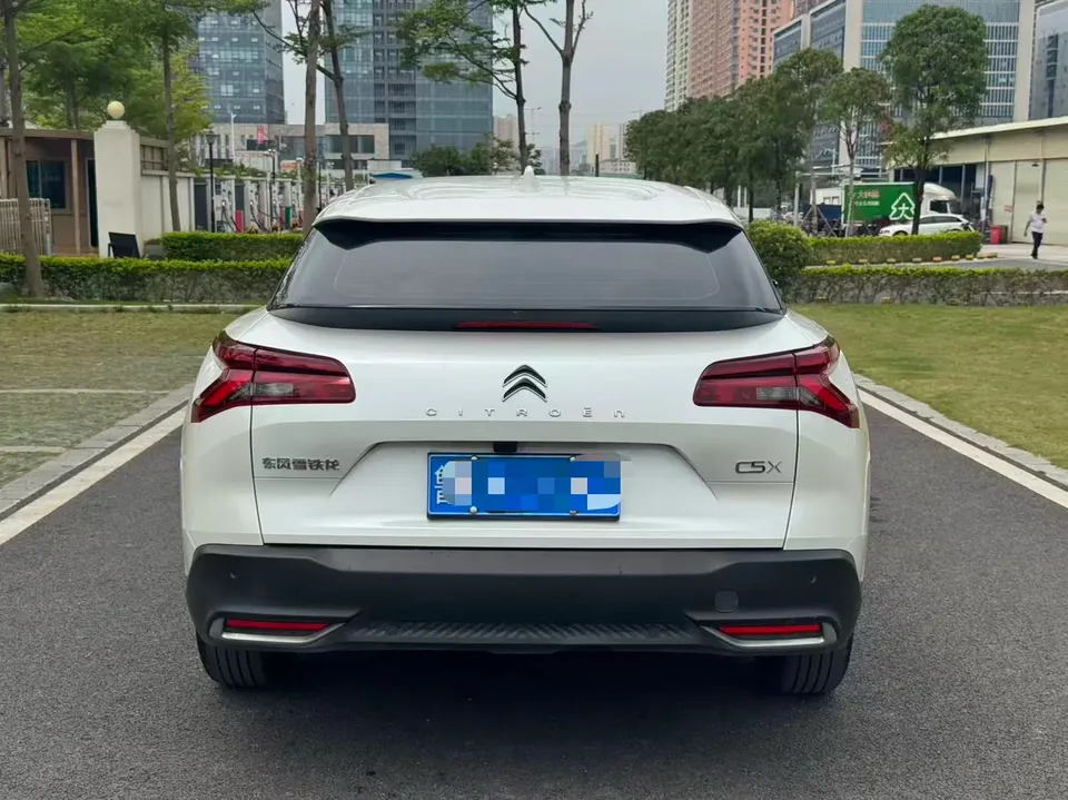 Citroen Versailles C5 X Versailles C5 2023 — миниатюра 2