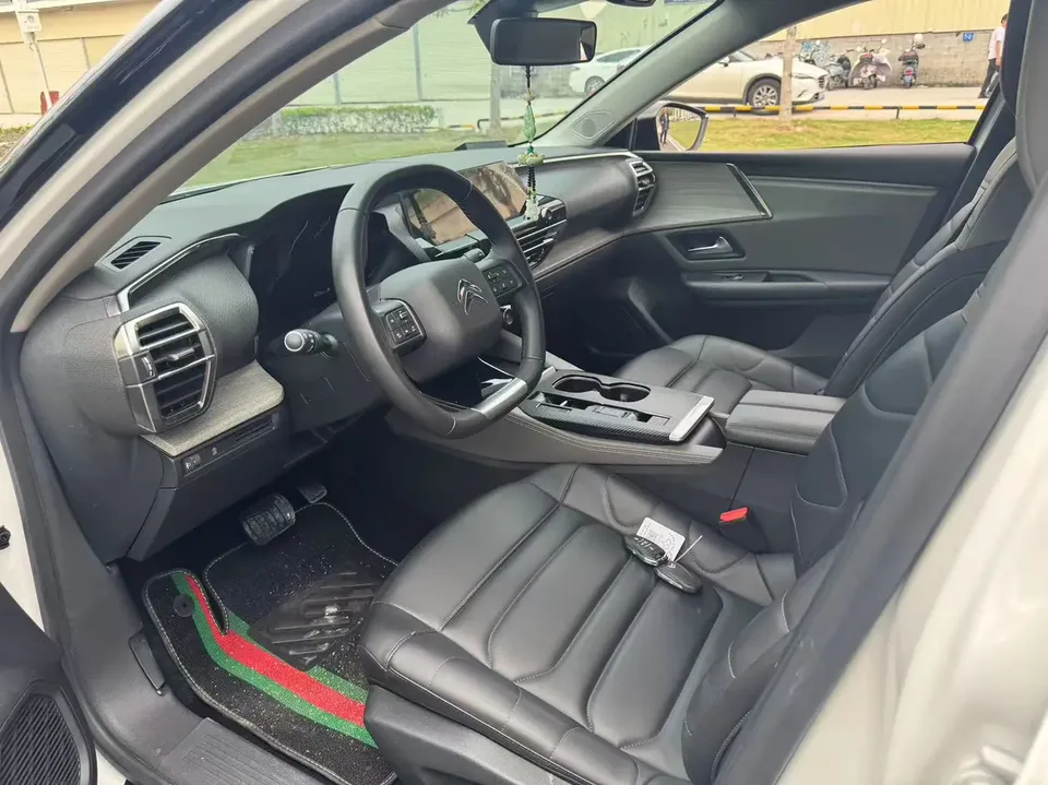 Citroen Versailles C5 X Versailles C5 2023 — миниатюра 3