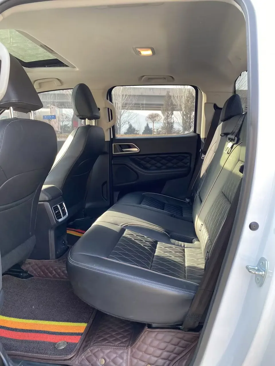Great Wall gun Passenger Car Global Edition 2.0T Gasoline Automatic 2WD Comfort Standard Box GW4C20B 2022 — миниатюра 3