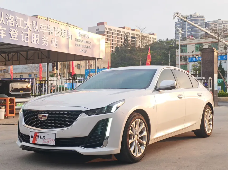 Cadillac CT5 2023