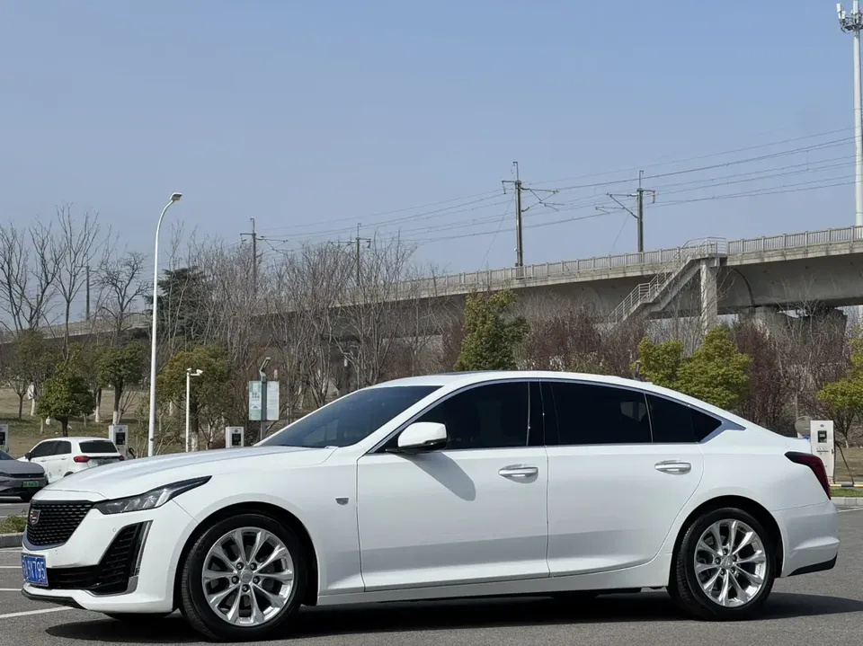 Cadillac CT5 2022