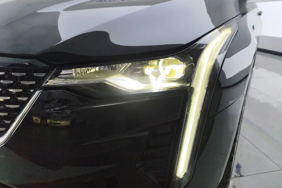 Cadillac CT4 Cadillac CT4 2023 25T Fashion Edition 2023 — миниатюра 2