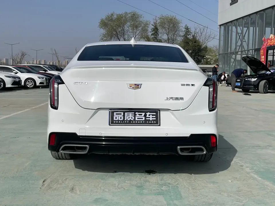 Cadillac CT4 Cadillac CT4 2022 28T Fashion Model 2022 — миниатюра 2