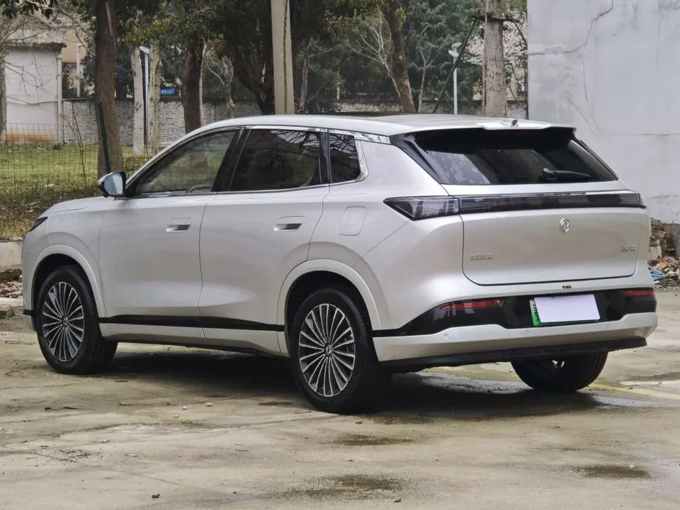 Dongfeng Fengshen L8 PHEV 112KM Dream Edition 2026 — миниатюра 2