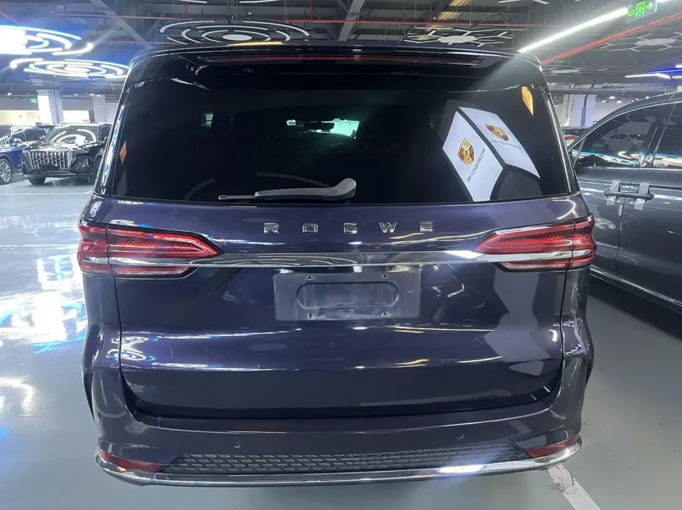 Roewe iMAX8 Roewe iMAX8 2022 400TGI flagship version 2022 — миниатюра 2