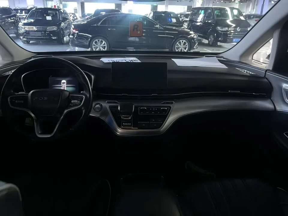 Roewe iMAX8 Roewe iMAX8 2022 400TGI flagship version 2022 — миниатюра 5