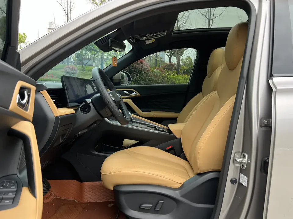 Roewe RX5 Roewe RX5 2023 Luxury Sliding Screen Edition 2023 — миниатюра 5