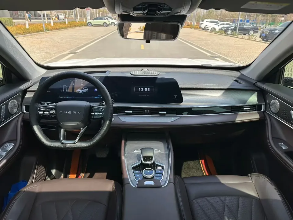 Chery Tiggo 8 Pro Tiggo 8 PRO 2024 Champion Edition 390T 2WD Peak Edition 5 Seaters 2023 — миниатюра 5