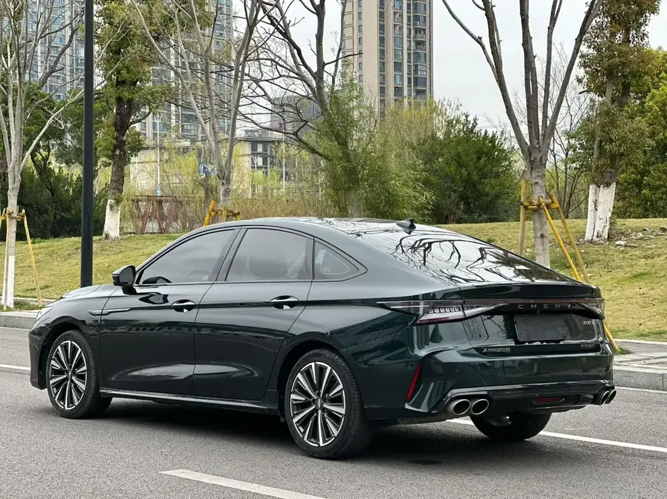 Chery Arrizo 8 High Energy Edition 2.0T DCT 2023 — миниатюра 4
