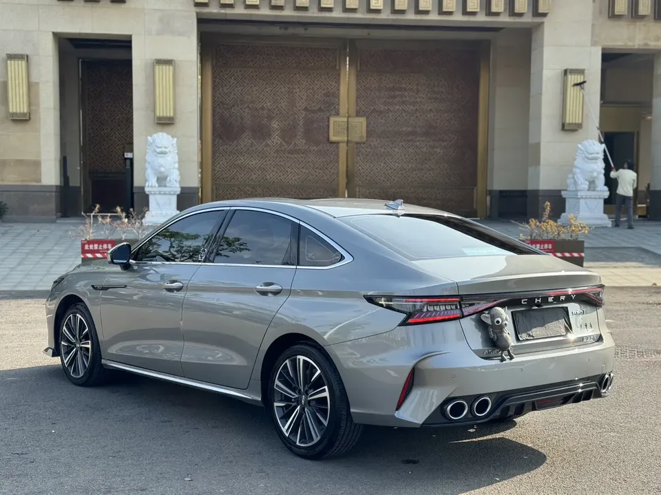 Chery Arrizo 8 1.6TGDI DCT Rui 2025 — миниатюра 2