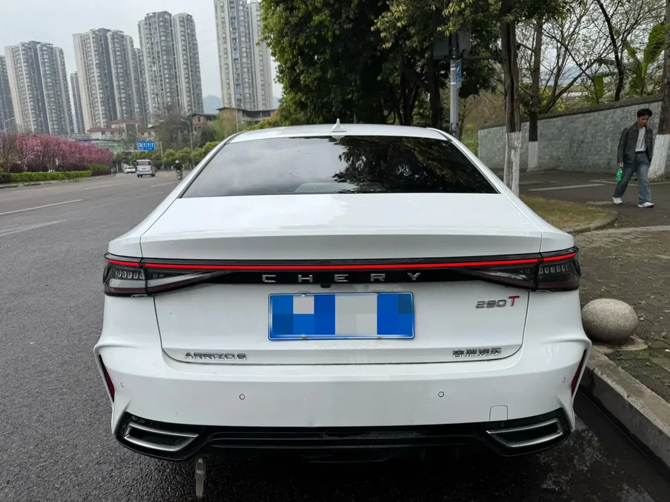 Chery Arrizo 8 1.6TGDI DCT Excellence Edition 2024 — миниатюра 4