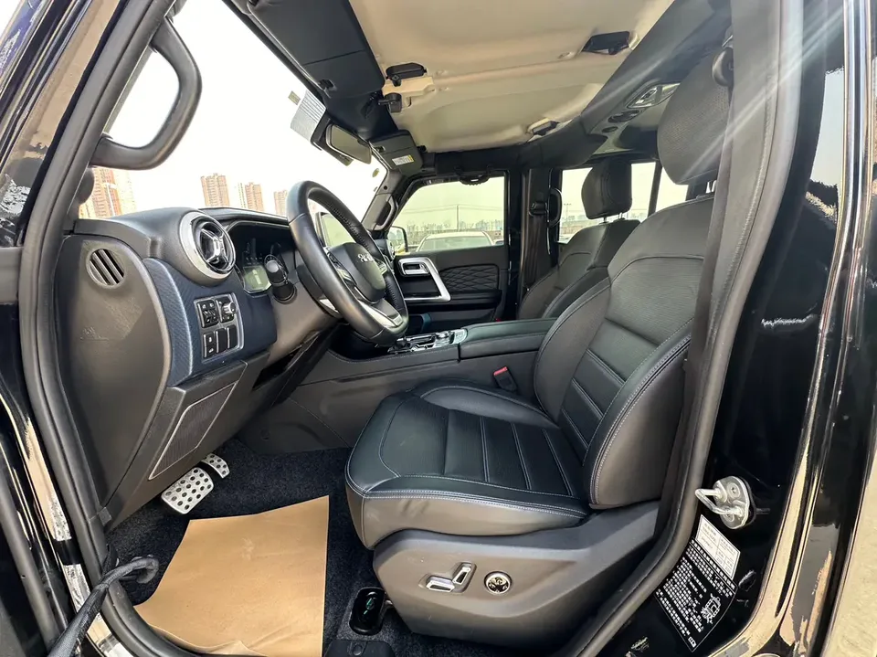 BAIC Beijing Off-road BJ40 2.0T Automatic 4WD City Hunter Edition Knight Edition 2022 — миниатюра 4