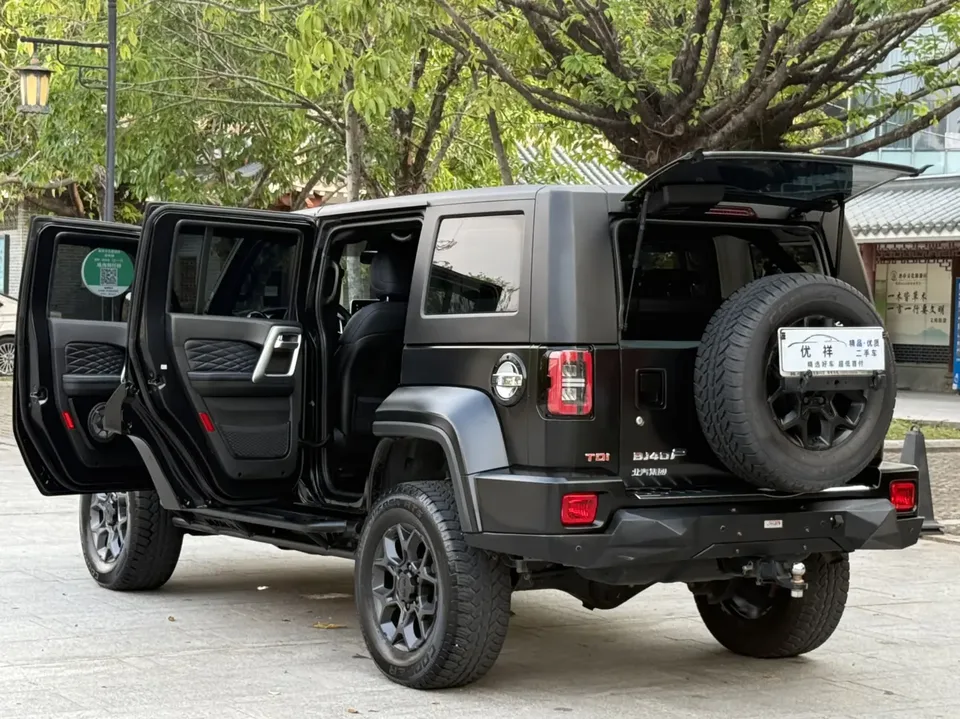 BAIC Beijing Off-road BJ40 Beijing Off-road BJ40 2023 2.0D Automatic 4WD Blade Hero Edition Knight Type (Front and Rear Electric Locks) 2022 — миниатюра 5