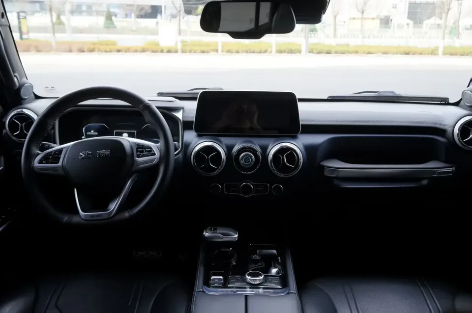 BAIC Beijing Off-road BJ40 2.0T Automatic 4WD City Hunter Edition Supreme Edition 2022 — миниатюра 5