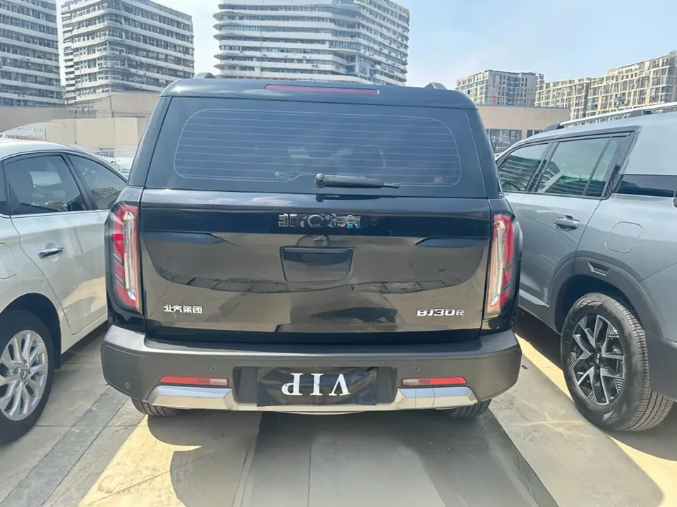 BAIC Beijing Off-road BJ30 1.5T DHT 4WD Magic Core Electric Drive Advanced Edition 2025 — миниатюра 2