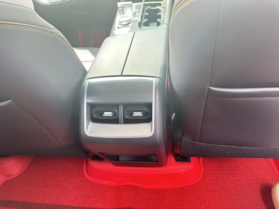 BAIC Beijing Off-road BJ30 1.5T DHT 4WD Magic Core Electric Drive Advanced Edition 2025 — миниатюра 4