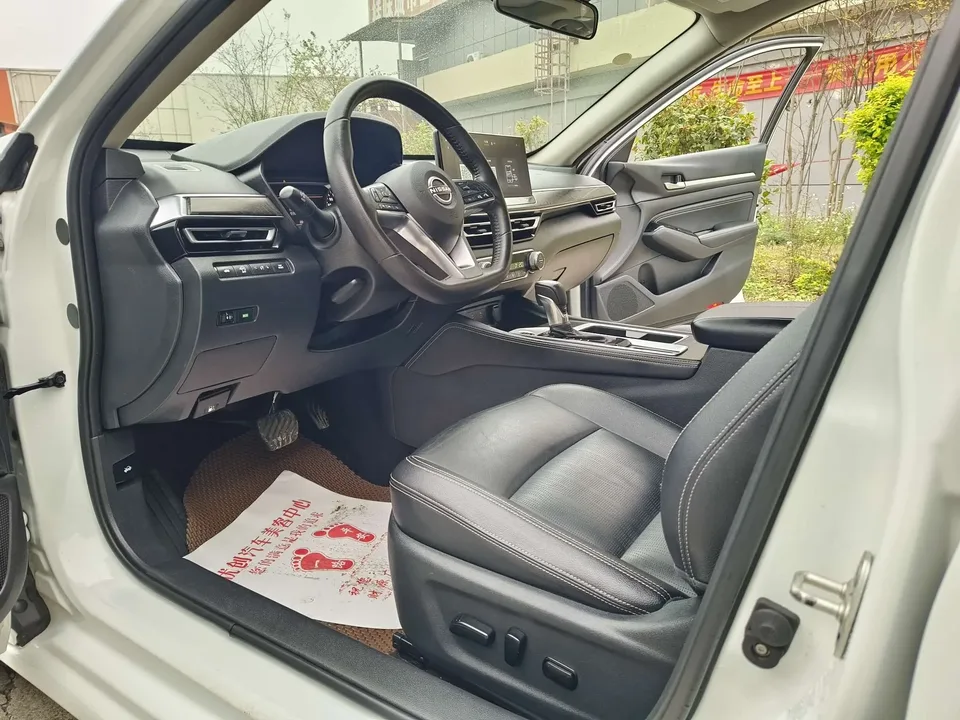 Nissan Altima Teana 2022 2.0L XE Pure Edition 2023 — thumbnail 3