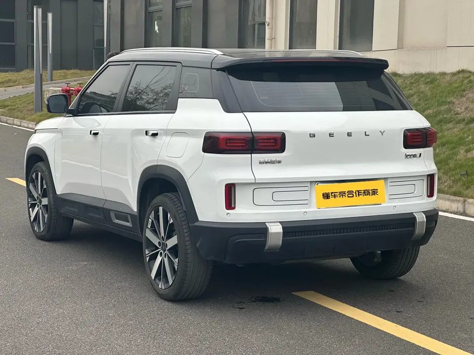 Geely ICON 1.5TD Protagonist Edition 2023 — миниатюра 4
