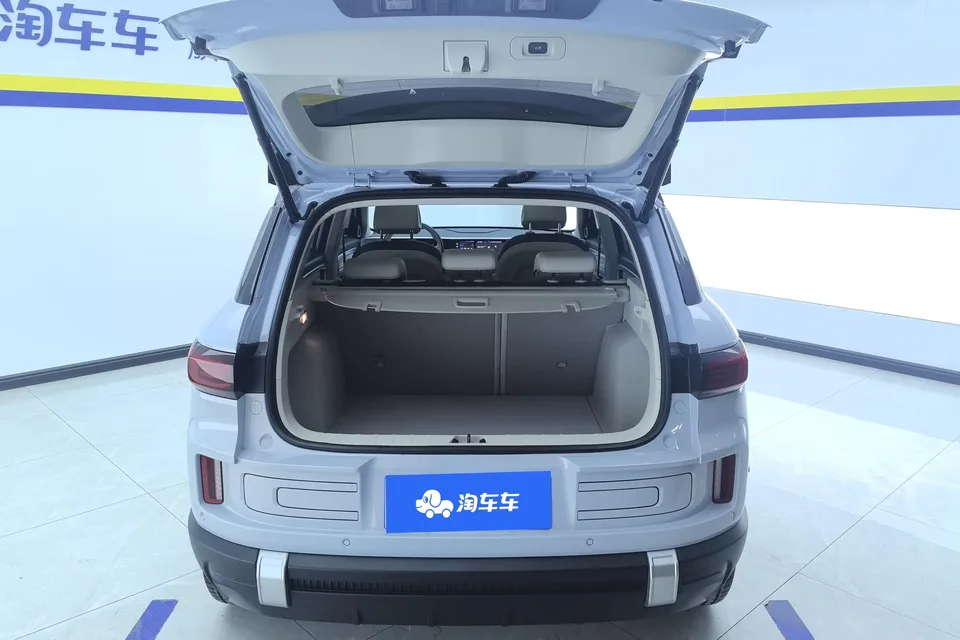 Geely ICON 1.5TD Protagonist Edition 2024 — миниатюра 5