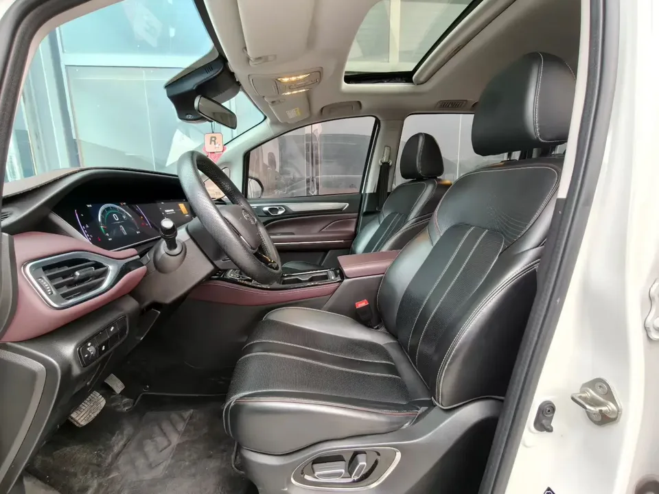 GAC Trumpchi M6 Trumpchi M6 2023 PRO 270T WDCT Luxury Edition 2023 — миниатюра 3