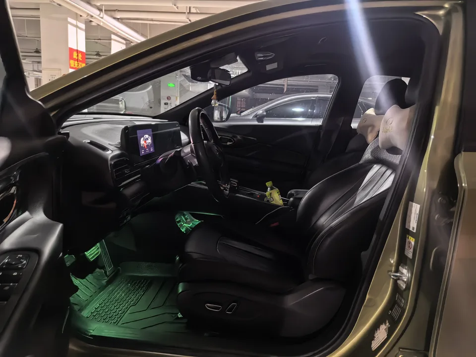 GAC Trumpchi Shadow Leopard 270T J15 Edition 2022 — миниатюра 3