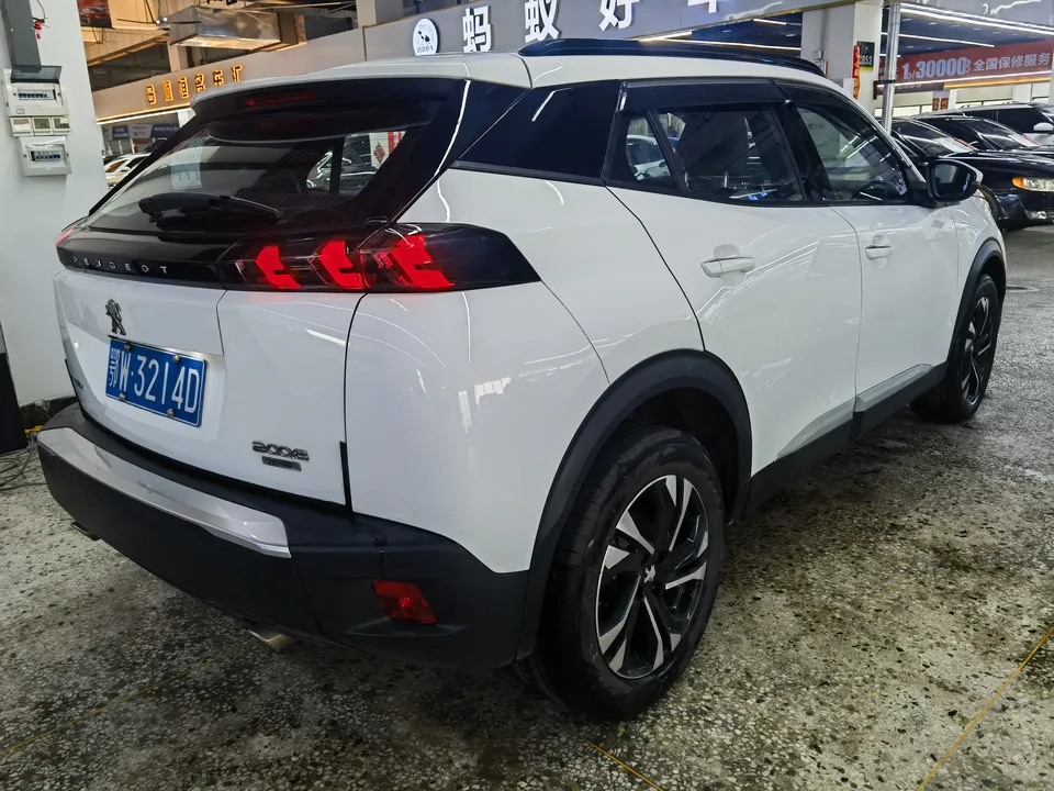 Peugeot 2008 Peugeot 2008 2022 230THP THE ONE 2022 — миниатюра 2