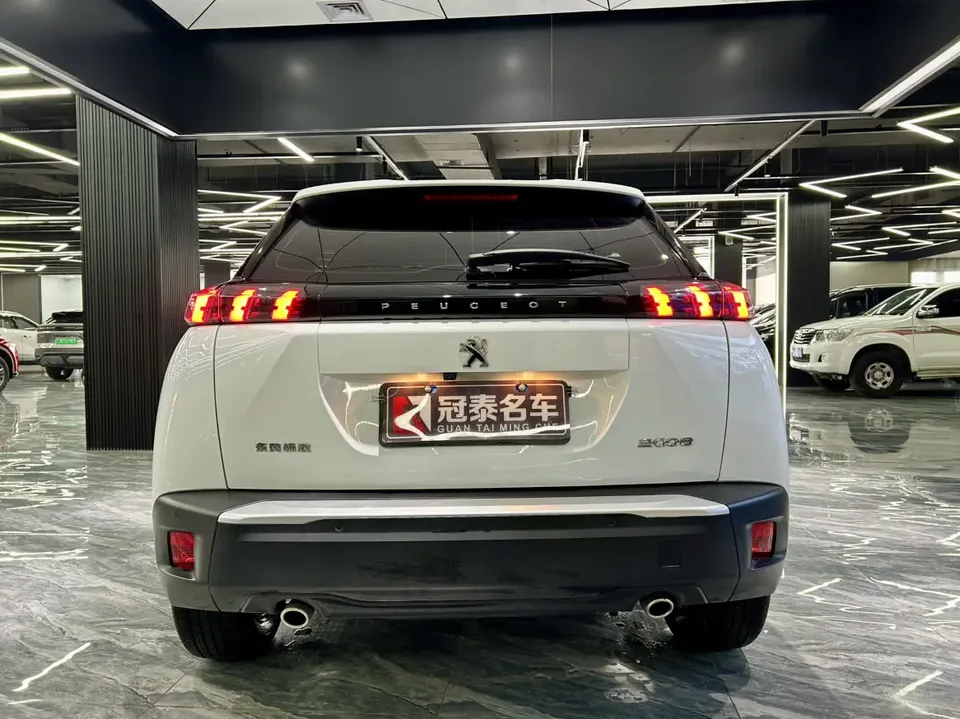 Peugeot 2008 Peugeot 2008 2022 230THP THE ONE 2024 — миниатюра 2
