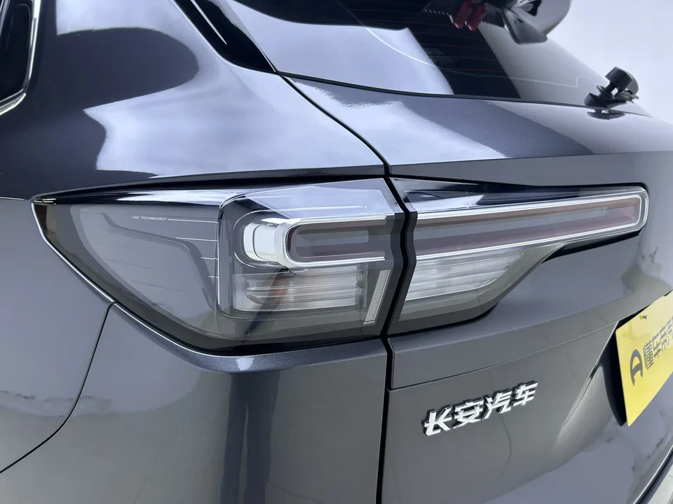 Changan CS55 Plus Changan CS55 PLUS 2022 Second Generation 1.5T DCT Premium Edition 2023 — миниатюра 4