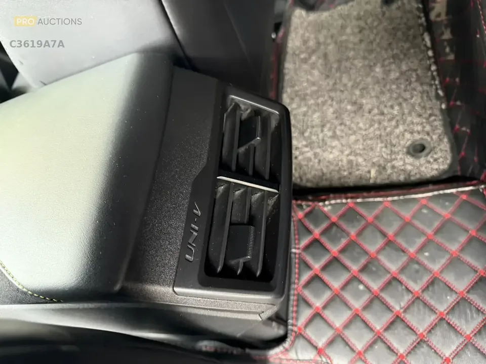 Changan UNI-V Changan UNI-V 2022 1.5T Sports Edition 2022 — thumbnail 3
