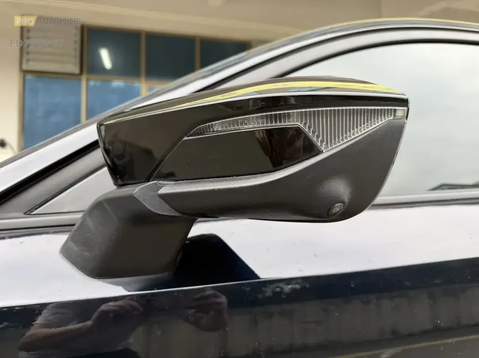 Changan UNI-V Changan UNI-V 2022 1.5T Sports Edition 2022 — thumbnail 4