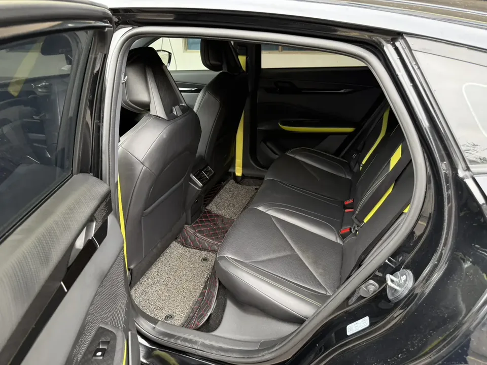 Changan UNI-V Changan UNI-V 2022 1.5T Sports Edition 2022 — thumbnail 5