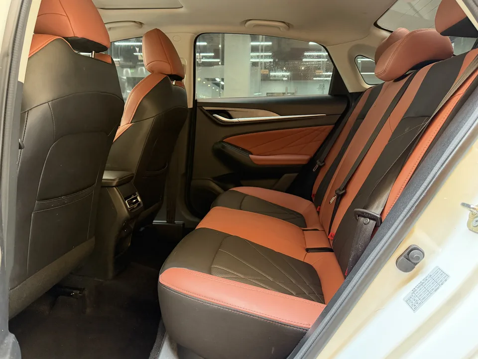 Changan Escape Escape 2023 PLUS Enjoy Edition Blue Whale NE 1.4T GDI DCT Premium Edition 2024 — thumbnail 4