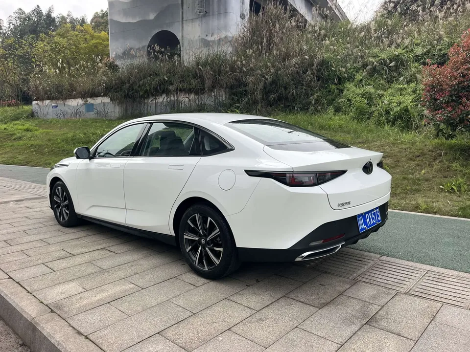 Changan Escape Escape 2024 1.5T DCT Enjoy Edition 2024 — thumbnail 4