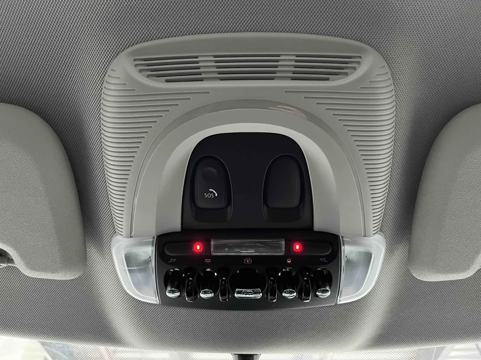 MINI Countryman MINI COUNTRYMAN 2023 1.5T COOPER ALL4 Connoisseur 2022 — миниатюра 4