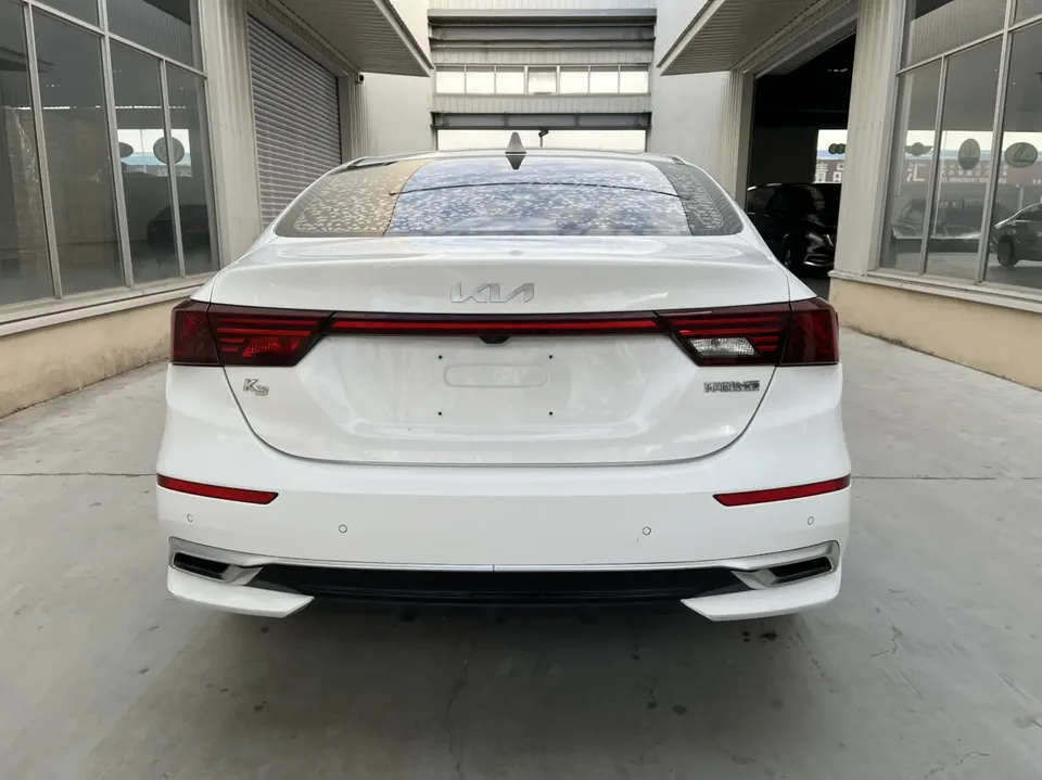 Kia K3 1.5L IVT Youth Edition 2022 — миниатюра 2