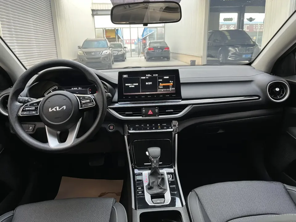 Kia K3 1.5L IVT Youth Edition 2022 — миниатюра 5