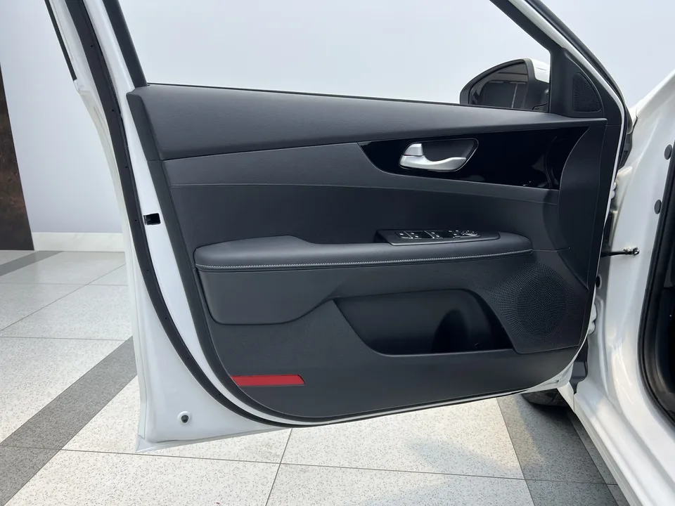 Kia K3 Kia K3 2021 Modified 1.5L CVT Fashion Edition 2022 — thumbnail 3