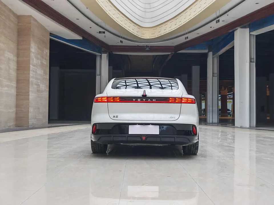 Voyah Passion PHEV Lantu Chasing Light PHEV 2024 ultra-long range four-wheel drive flagship version 2024 — миниатюра 2