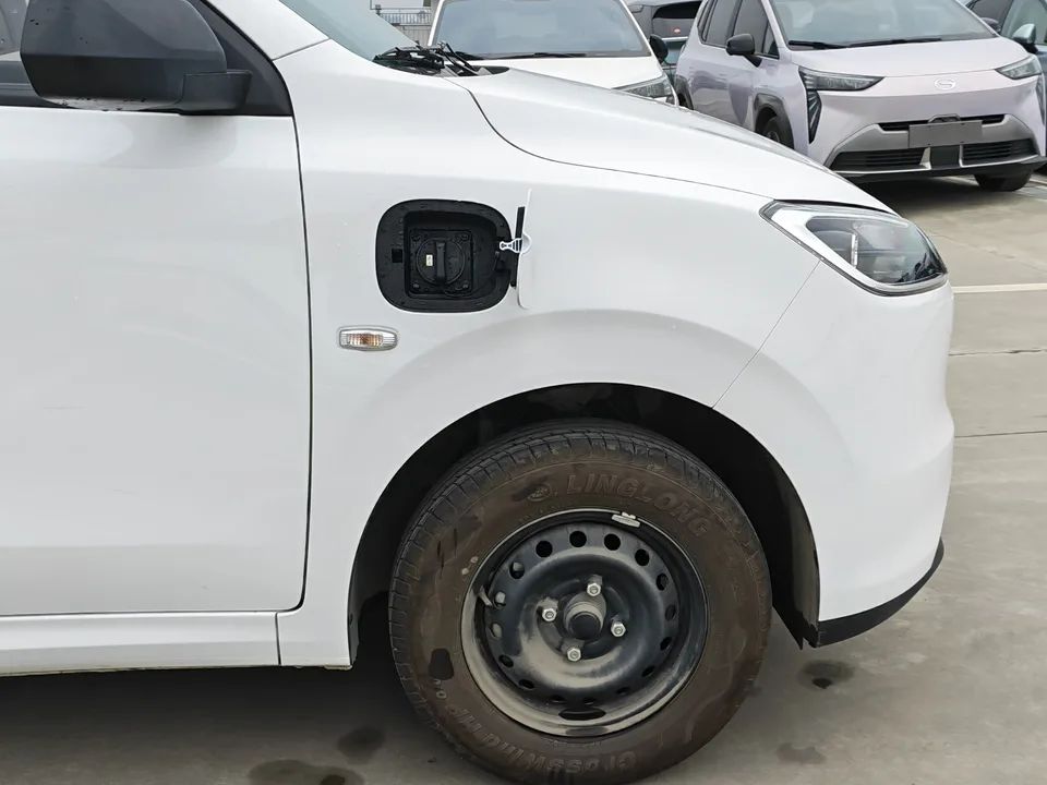 Wuling Hongguang pure electric version Wuling Hongguang pure electric version 2024 300KM Practical 2025 — миниатюра 3