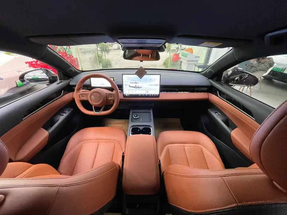 Wuling Starlight EV 610km Smart Flagship 2025 — миниатюра 2