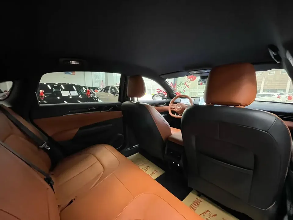 Wuling Starlight EV 610km Smart Flagship 2025 — миниатюра 3