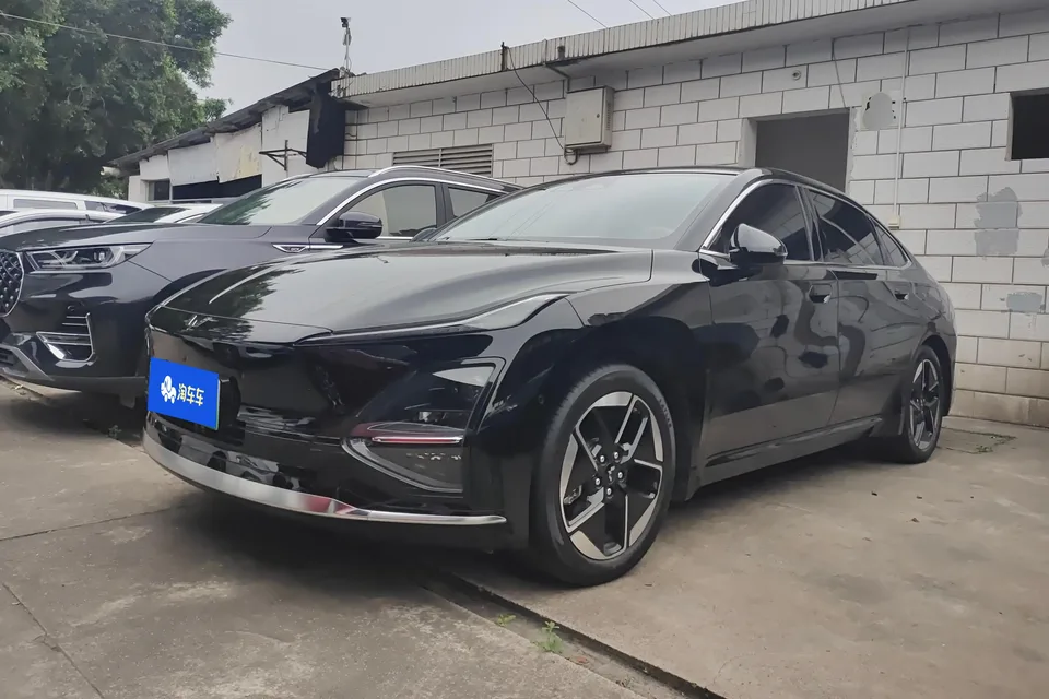 Wuling Starlight EV 2025