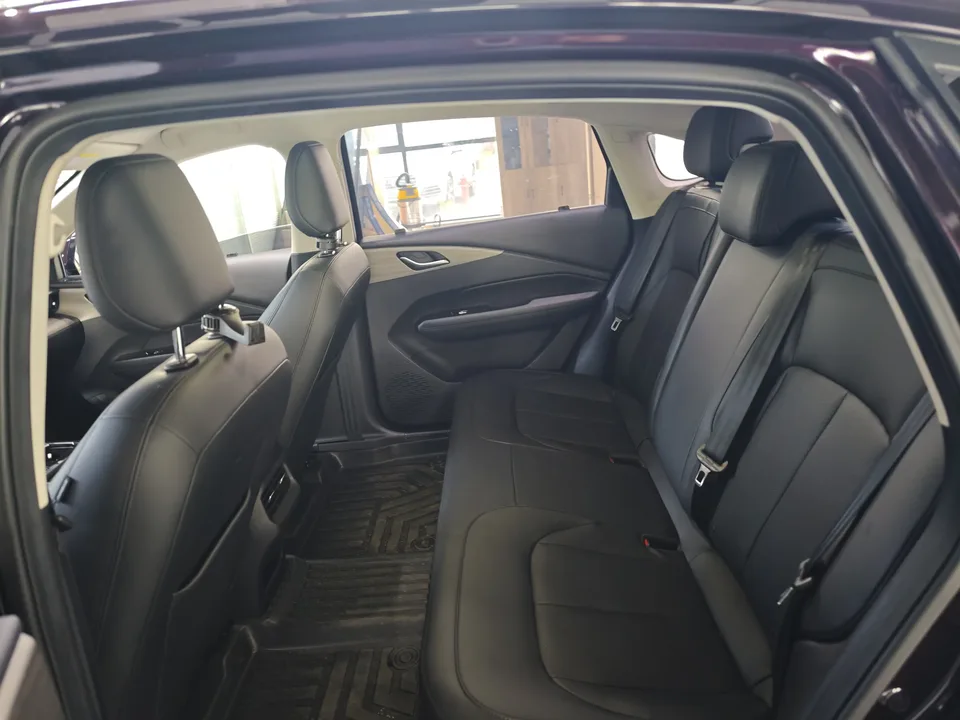 Wuling Starlight PHEV Co-creation Edition 150 Standard 2024 — миниатюра 4