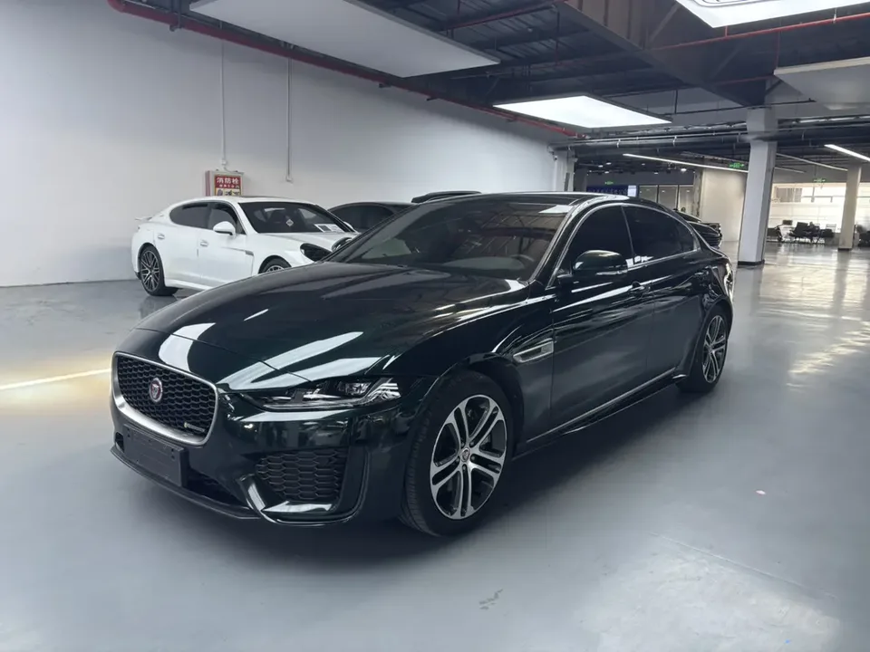 Jaguar XEL 2.0T 250PS R-DYNAMIC S aggressive sports version 2022 — photo 1, buy with delivery to Moscow