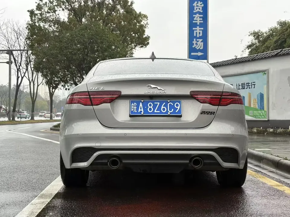 Jaguar XEL Jaguar XEL 2024 2.0T 250PS R-DYNAMIC S Progressive Sports Edition 2024 — thumbnail 4