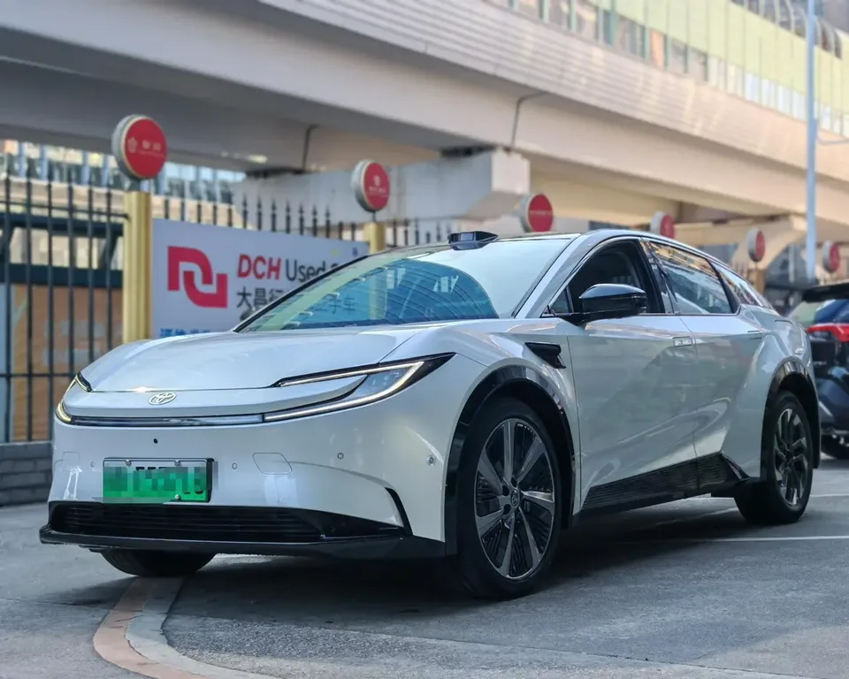 Toyota bZ5 2025
