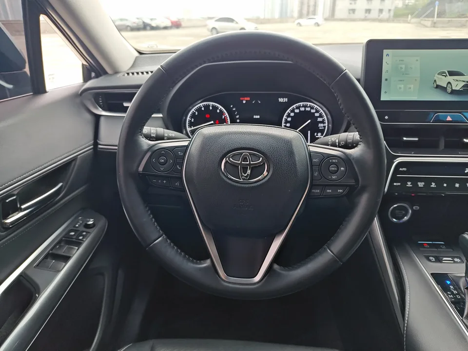 Toyota HARRIER 2.0L CVT two-wheel drive exclusive version 2024 — миниатюра 5