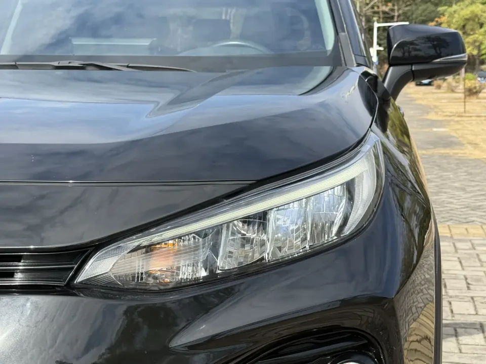 Toyota Willanda 2.0L two-wheel drive luxury PLUS version 2022 — миниатюра 3